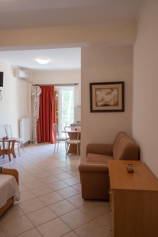 Rooms Nancy Agios Andreas  Oda fotoğraf