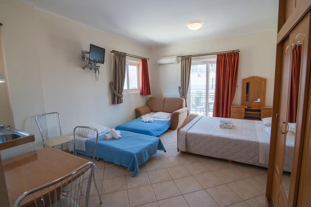 Rooms Nancy Agios Andreas  Oda fotoğraf